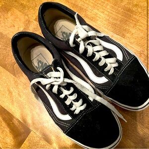 Sued Vans